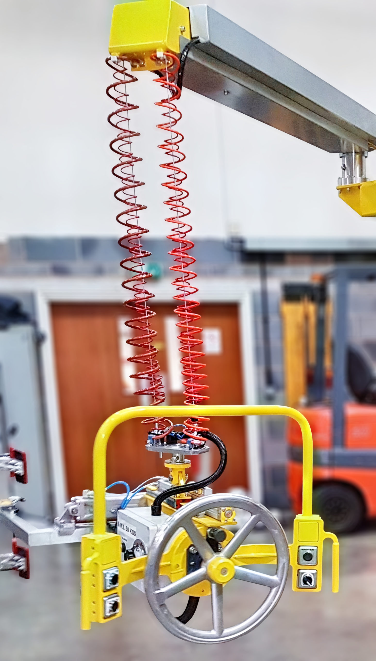 Pneumatic Rope Balancer Close Up of Wire